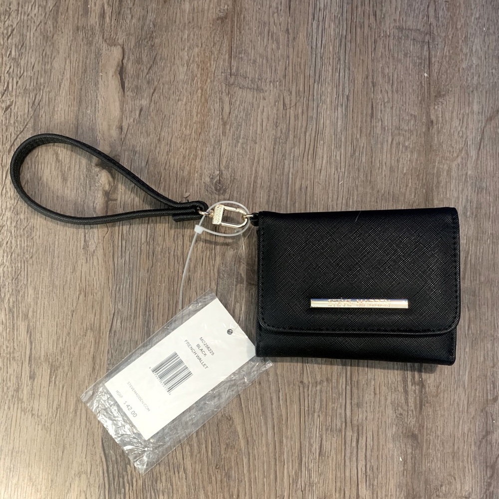 Steve Madden Black Trifold Wristlet Wallet